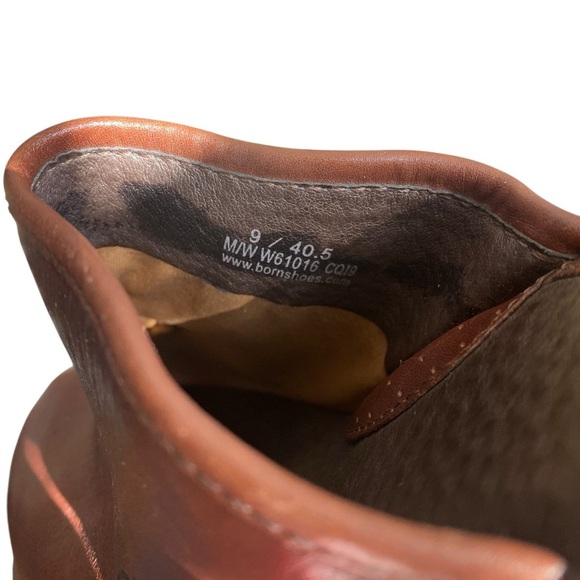Born Women's Brown Leather Heeled Clogs - Picture 6 of 6